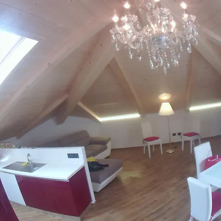 Apartment I Monili *