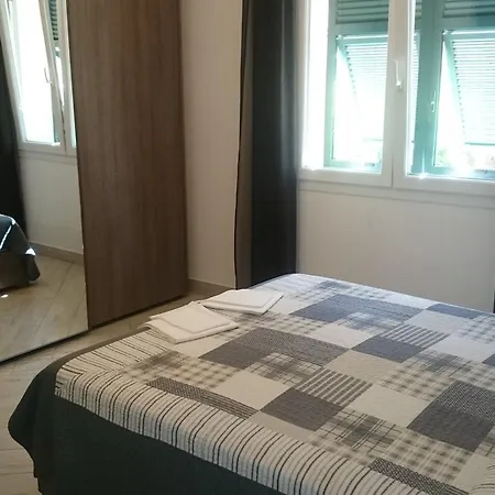 Апартаменты I Monili Монелья